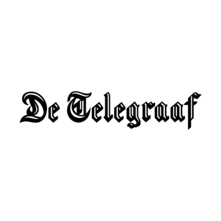 Merkschoen met krasje voor halve prijs groen en goed voor kleine beurs