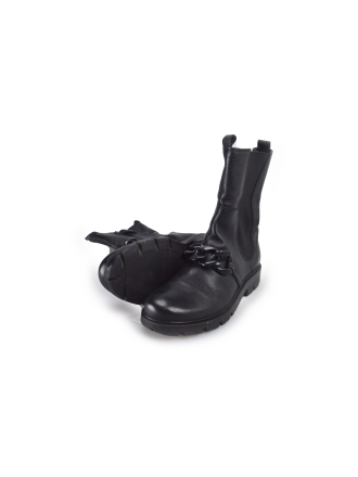 Omoda Chelsea boots