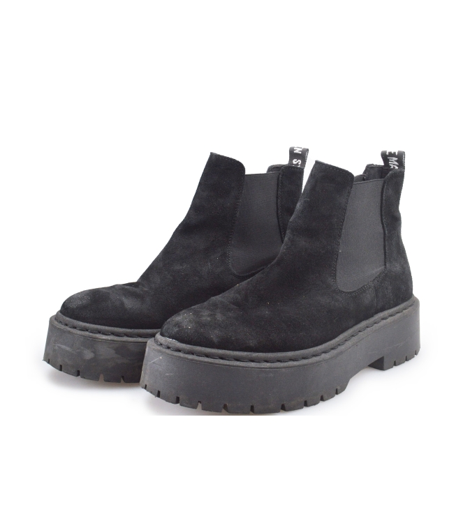Steve Madden Chelsea boots