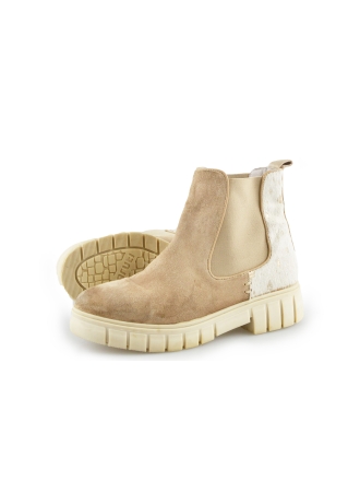 Maruti Chelsea boots
