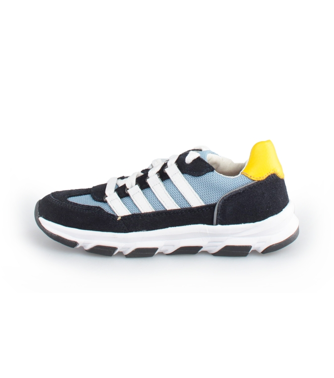 DSTRCT Sneakers
