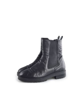 Omoda Chelsea boots
