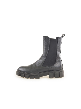 Lina Locchi Chelsea boots