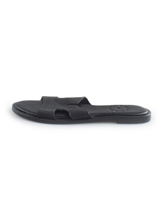 Nelson Slippers