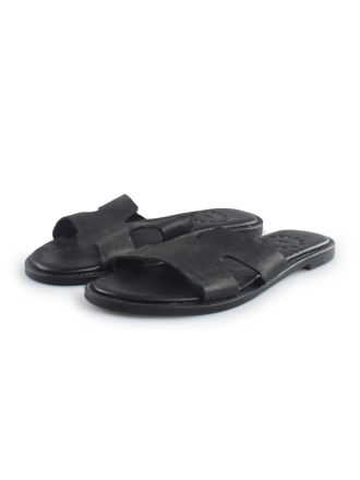Nelson Slippers