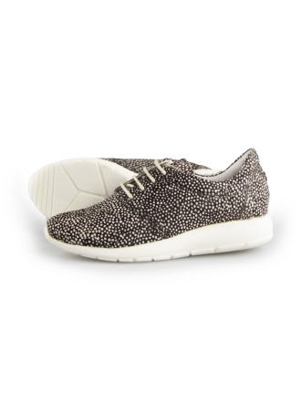 Maruti Sneakers