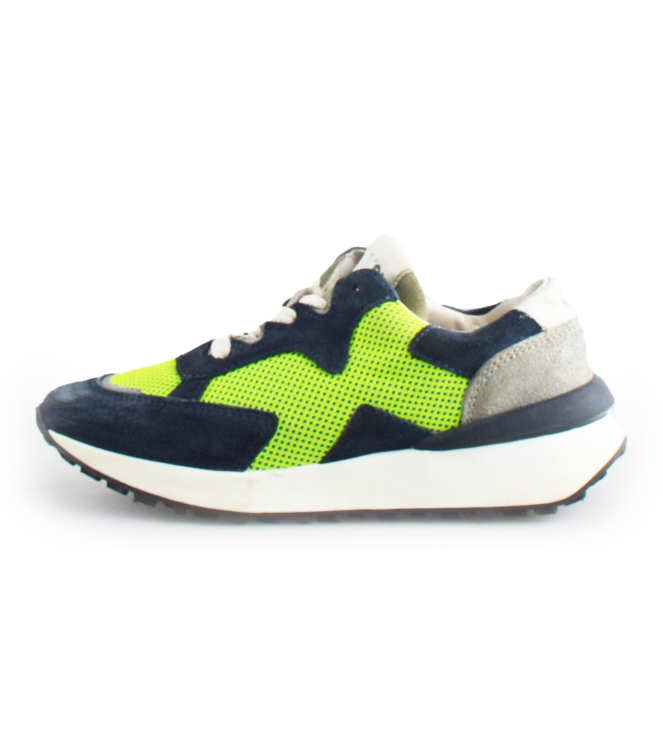 Wysh Sneakers