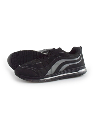 Osaga Sneakers