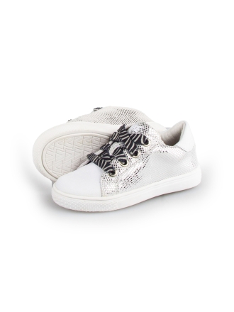 IK-KE Sneakers