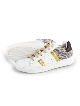 DSTRCT Sneakers