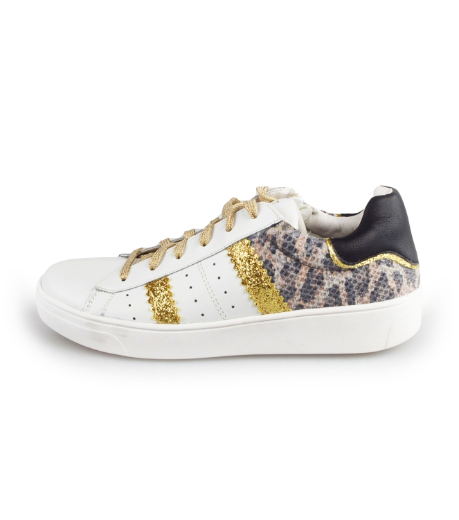 DSTRCT Sneakers