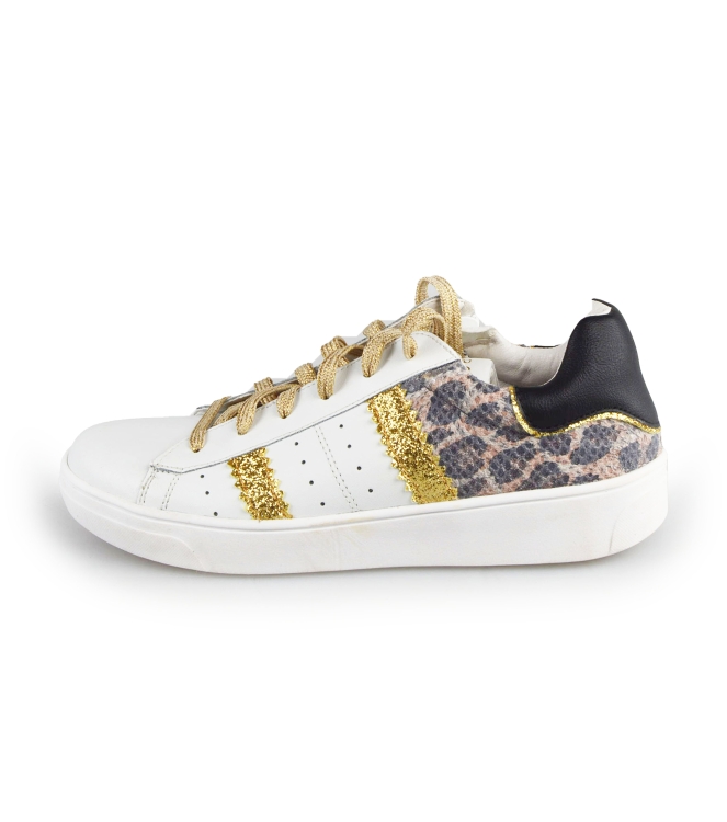 DSTRCT Sneakers