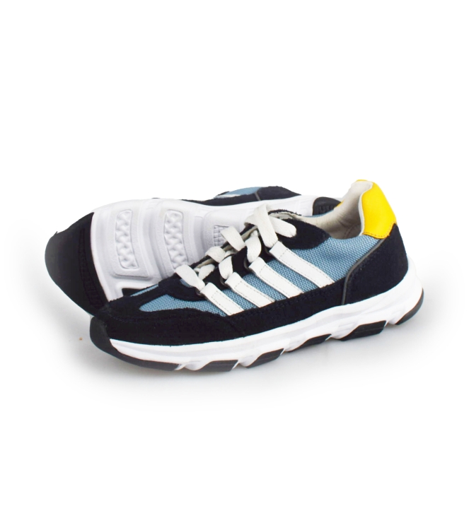 DSTRCT Sneakers