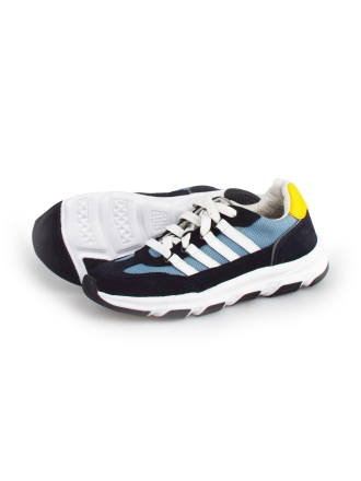 DSTRCT Sneakers