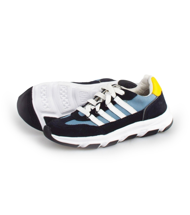 DSTRCT Sneakers
