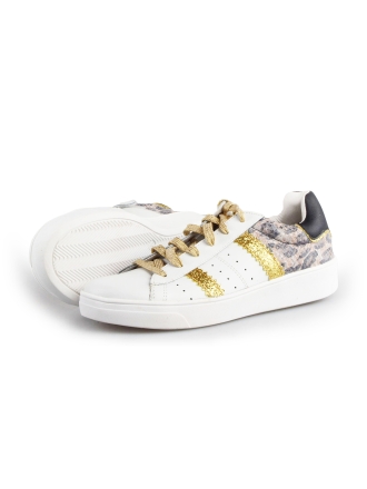 DSTRCT Sneakers