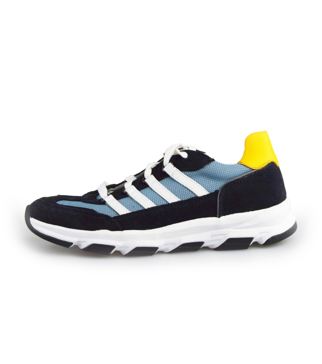 DSTRCT Sneakers