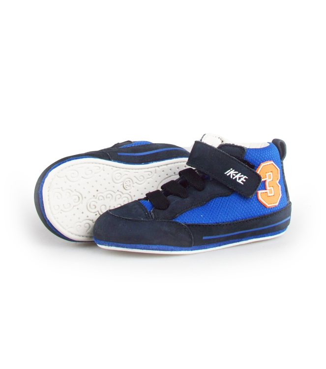 IK-KE Sneakers