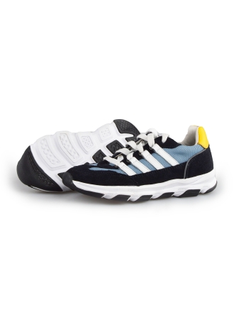 DSTRCT Sneakers