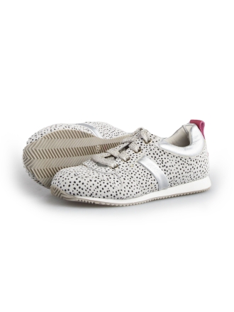 IK-KE Sneakers