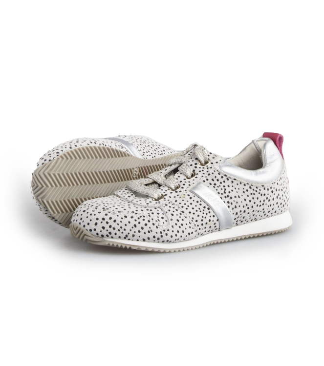 IK-KE Sneakers