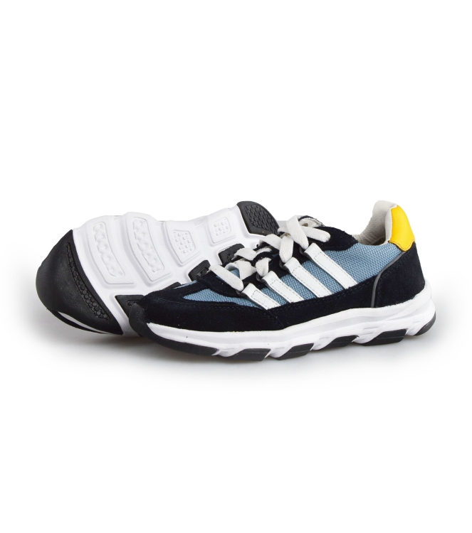 DSTRCT Sneakers