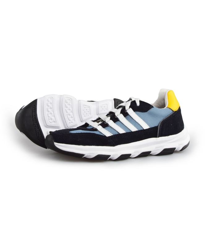 DSTRCT Sneakers
