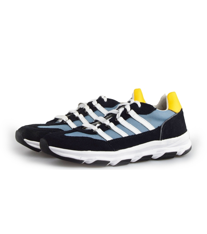 DSTRCT Sneakers