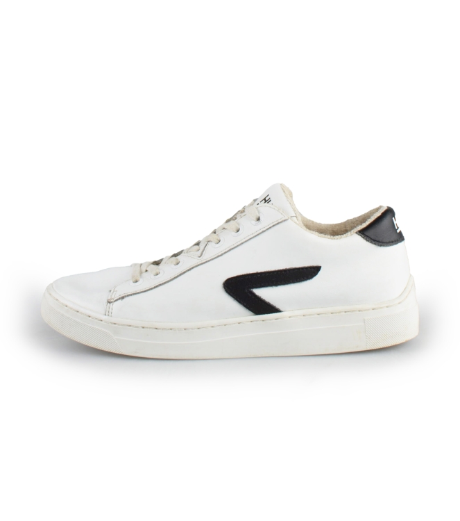 Hub Sneakers