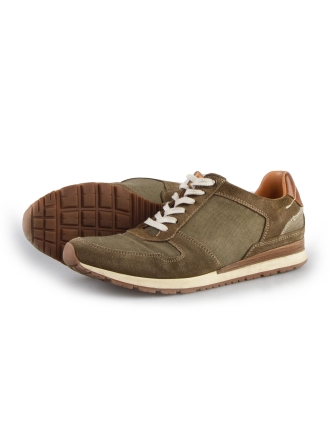 Travelin Sneakers