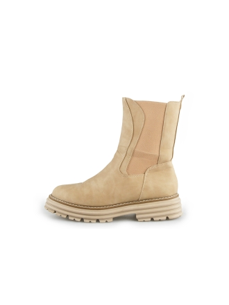 DSTRCT Chelsea boots