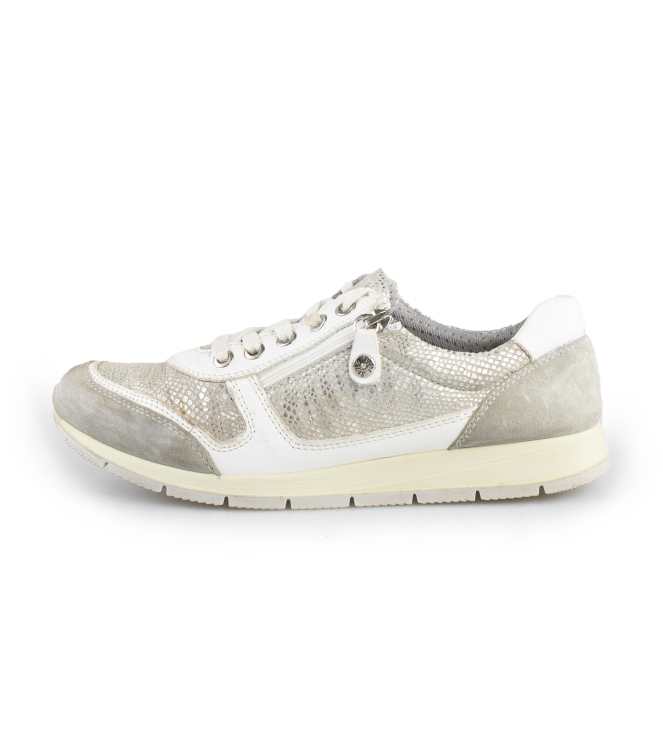 Mace Sneakers
