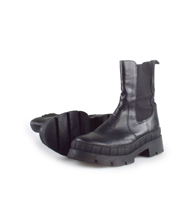 Nelson Chelsea boots