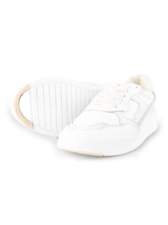 Omoda Sneakers