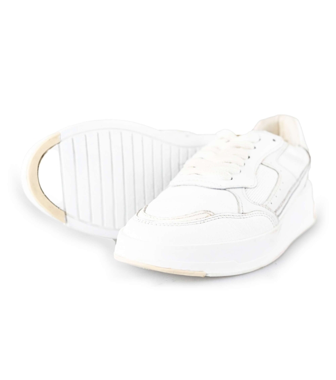 Omoda Sneakers