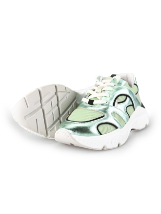 Wysh Sneakers