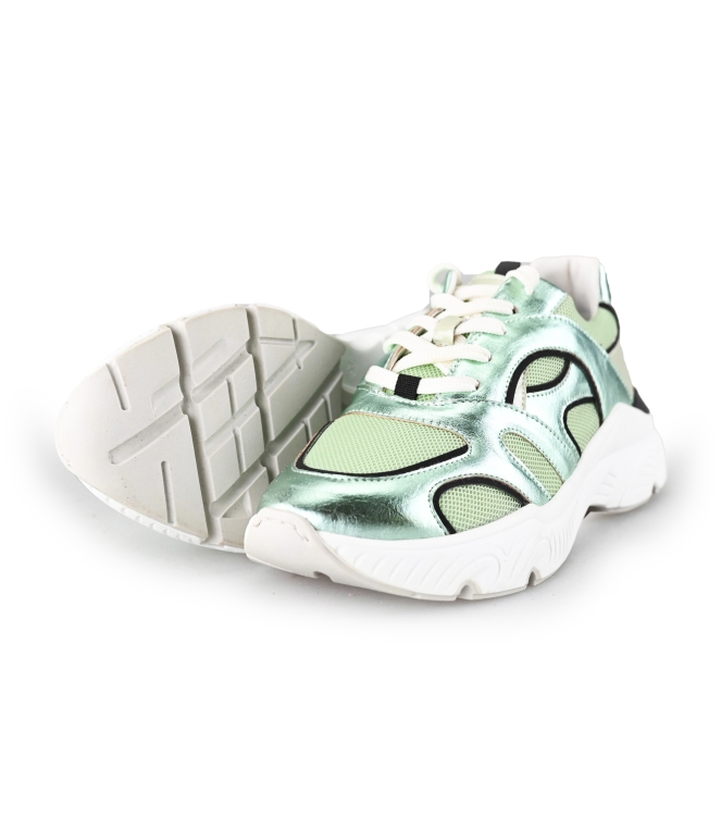 Wysh Sneakers