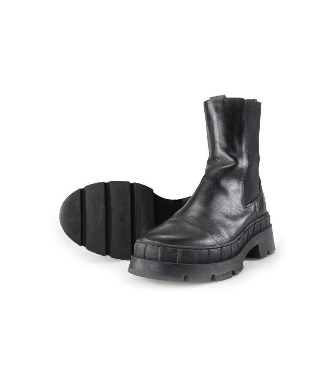 Omoda Chelsea boots