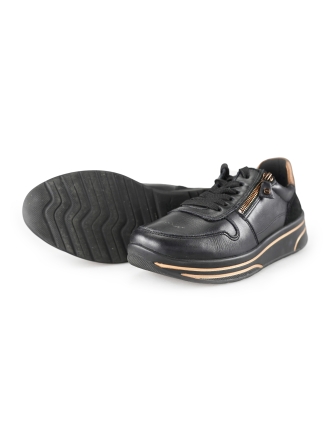 Ara Sneakers