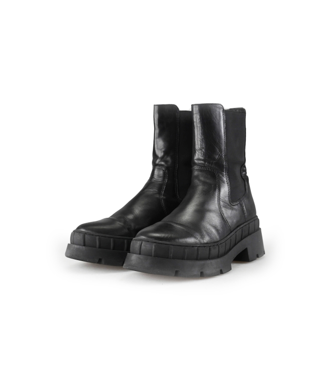 Nelson Chelsea boots