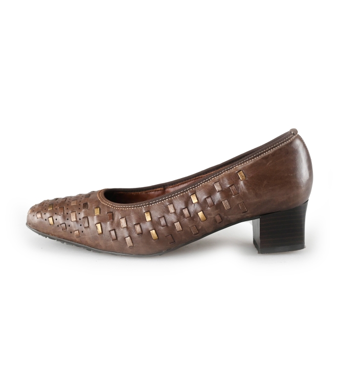 Ara Pumps
