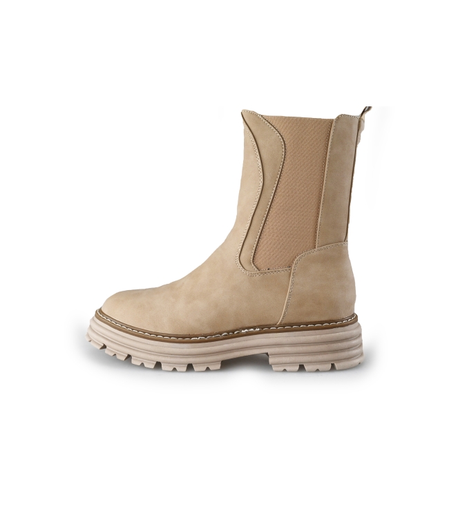 DSTRCT Chelsea boots