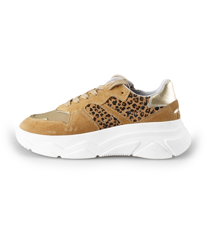 DSTRCT Sneakers