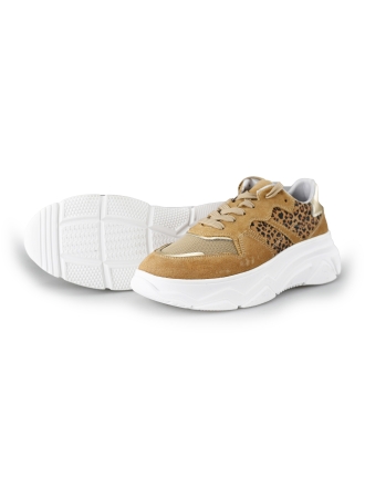 DSTRCT Sneakers