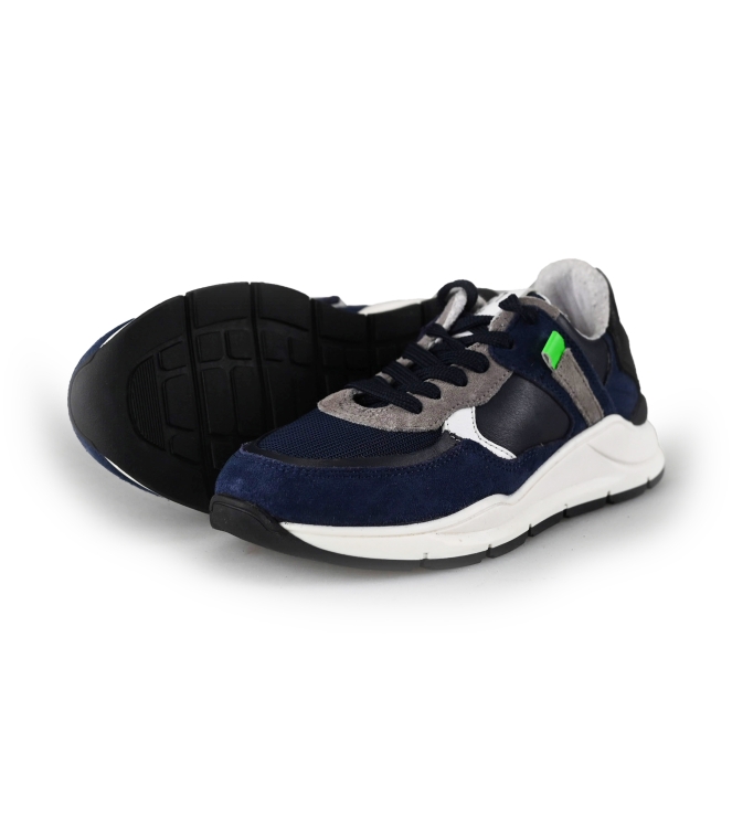 DSTRCT Sneakers