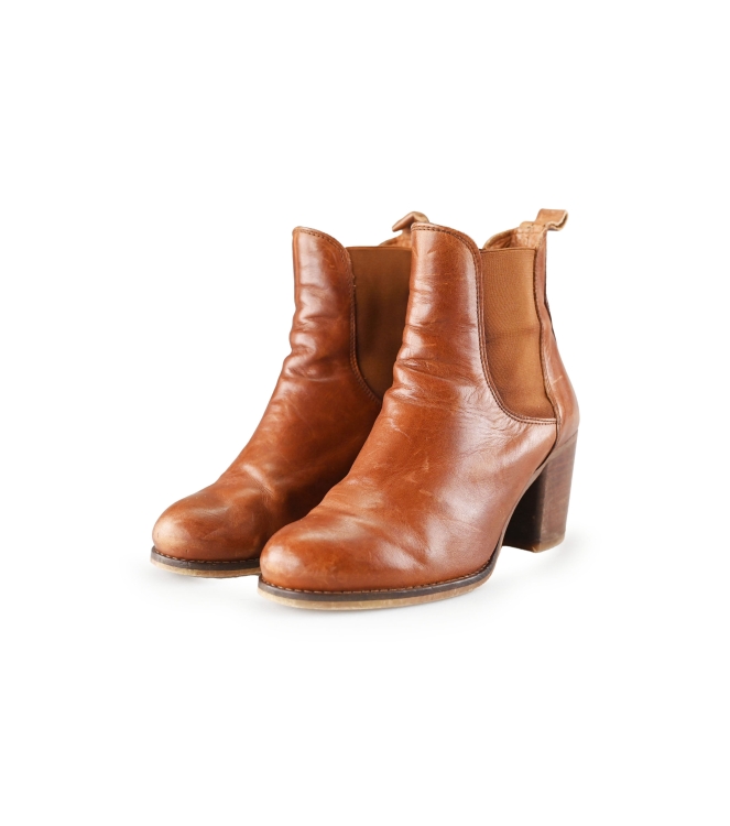 Sacha Chelsea boots
