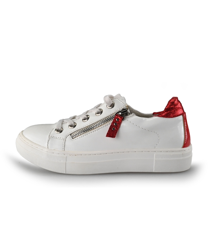 Giga Sneakers