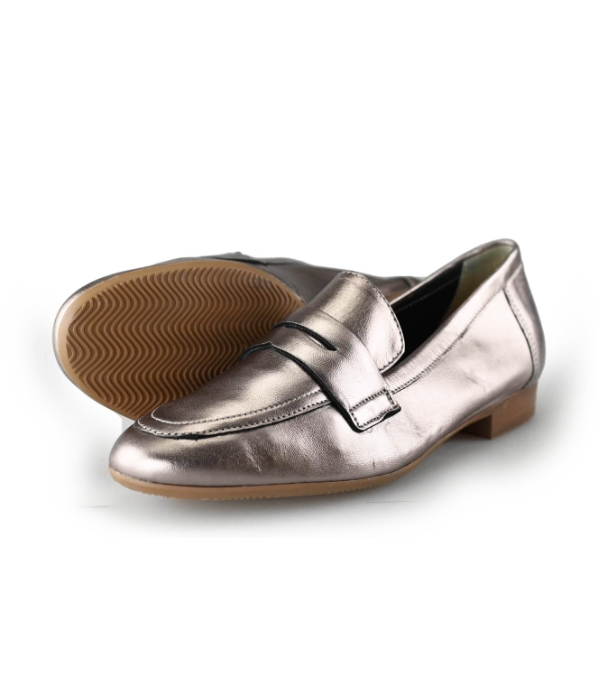DSTRCT Loafers