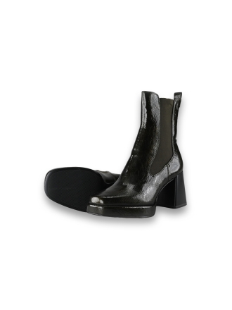 Tamaris Chelsea boots