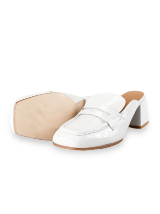Lina Locchi Pumps